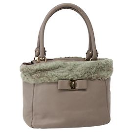 Bolsa de mão Vala em couro bege e dourado Auth BA5832 da Salvatore Ferragamo Bege Dourado