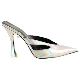 Attico Silberne Leder-High Heels Silber