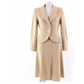 Conjunto de tweed em duas peças COCO Mark da Chanel Bege