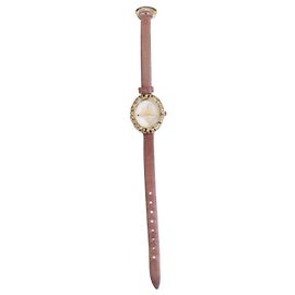 Relógio Rococo Vivienne Westwood com pulseira rosa Rosa