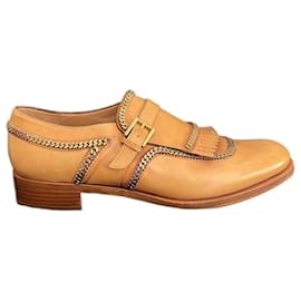 Mocassini Christian Louboutin in pelle color cammello con catena Cammello
