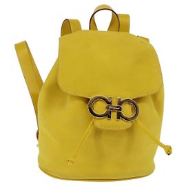 Sac à dos Gancini en daim jaune or Salvatore Ferragamo Auth bs29119 Doré Jaune