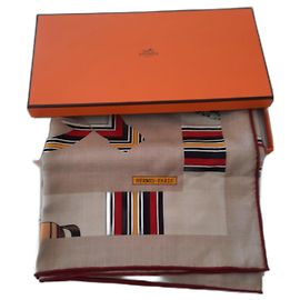 Sciarpa Hermès 140 in Cashmere e Seta - Nuova, nella sua scatola. Multicolore