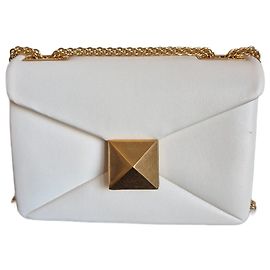 Bolsa One Stud Valentino Garavani Branco