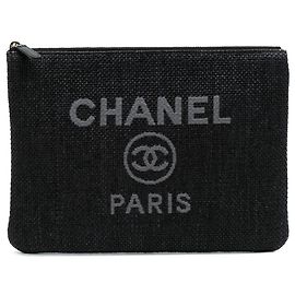 Chanel Black Medium Straw Deauville O Case Clutch Black