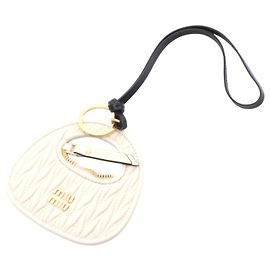 Chaveiro Wonder de couro Miu Miu Branco