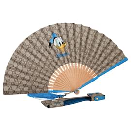 Gucci-GUCCI GG Supreme Japanese Fan PVC Beige Gold 661734 Auth 134893M-Beige,Golden