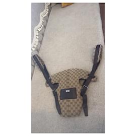 Gucci-Authentic and rare Gucci baby carrier-Beige