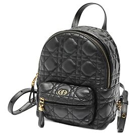 Caro Rucksack von Christian Dior aus schwarzem Lammleder Schwarz