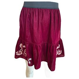 Jupe velours bordeaux à fleurs brodées – Pinko  Bordeaux