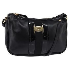 Borsa a Spalla Vala in Pelle Nera e Oro di Salvatore Ferragamo Auth bs29448 Nero D'oro