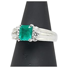 Autre Marque-Pt950 Platinum Emerald Diamond Ring-Green