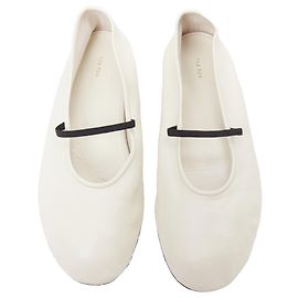 Sapatilhas de balé em couro nappa da The Row Branco Cru