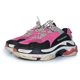 Balenciaga, baskets Triple S en rose Rose