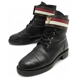 Louis Vuitton-LOUIS VUITTON WONDERLAND COMBAT BOOTS 39.5 RANGER BOOTS-Black