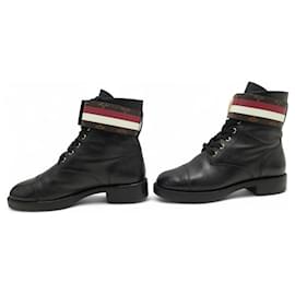 Louis Vuitton-LOUIS VUITTON WONDERLAND COMBAT BOOTS 39.5 RANGER BOOTS-Black