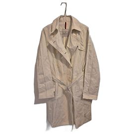 Moncler Trenchcoat “Adeline” oder Moncler Regenmantel aus leichtem Baumwollstoff Aus weiß