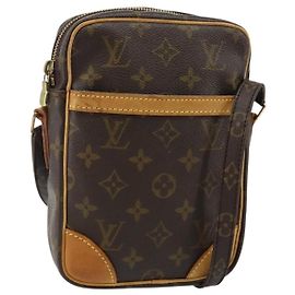 LOUIS VUITTON Bolsa de Ombro Monogram Danube M45266 LV Auth BA6000 Monograma