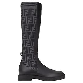 Fendi Rococo leather boots black Black