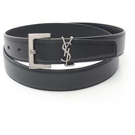 Yves Saint Laurent Cinto de couro Cassandra da Saint Laurent Preto