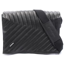 Balenciaga-Bolsa de ombro em couro de carro Balenciaga-Preto