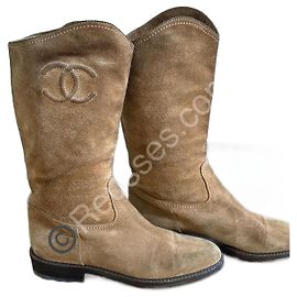 Chanel Stiefel aus camel Suede — CC-Logo — Größe 38 (7½ US) — perfekte Sohlen Andere