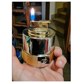 Gucci-Gucci Lighter-Silvery