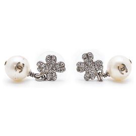 Chanel Rhinestone Four Leaf Clover Artificial Pearl Earrings Black