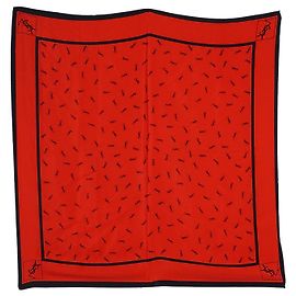 Yves Saint Laurent Bufanda de seda con logo YSL Roja