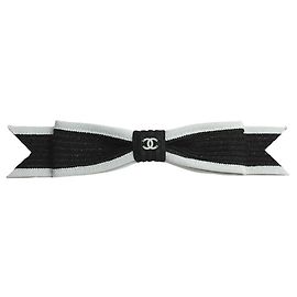 Fermaglio per capelli in nastro Coco Mark in tessuto metallico Chanel Nero Bianco
