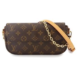 Cartera Louis Vuitton Monogram con Cadena Ivy Monograma