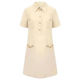 Gucci Kleider Beige