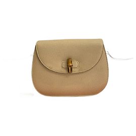Bolsa de Ombro de Couro Gucci Bamboo Bege