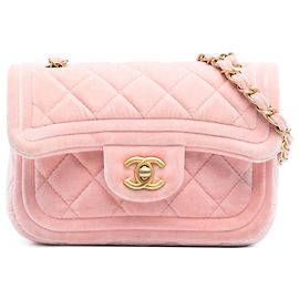 Chanel Mini Flap em Veludo Matelassê Rosa com Dupla Moldura Rosa