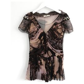 Blusa com estampa Temple, joias e acabamento em pele Prada Outono 2004 Marrom