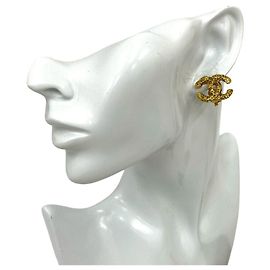 Pendientes de clip vintage Coco Mark Lava de Chanel Dorado