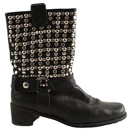 Stuart Weitzman Botas de couro pretas com fivelas Preto