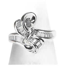 Autre Marque-Pt850 Platinum Diamond Ring-Silvery