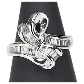 Autre Marque-Pt850 Platinum Diamond Ring-Silvery