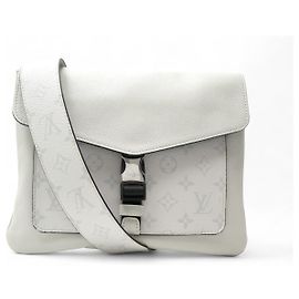 NUOVA BORSA MESSENGER LOUIS VUITTON OUTDOOR M30411 MONOGRAM ECLIPSE CON PATTA Bianco