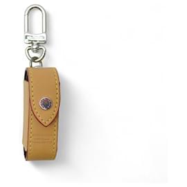 NUEVO LLAVERO DE BOLSO LOUIS VUITTON INVITACIÓN HOMBRES SS26 PHARRELL ESTUCHE Camello