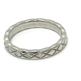 Chanel-CHANEL 18K White Gold Coco Crush 5-Diamond Band Ring-Silvery