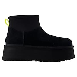 Classic Mini Dipper Ankle Boots - UGG - Leather - Black Black