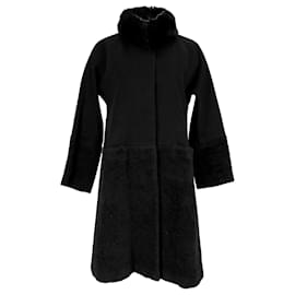 Max Mara Studio Shear-Accent Hidden-Buttoned Coat in Black Wool Black
