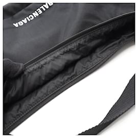Balenciaga-Bolsa de Ombro em Nylon Balenciaga Wheel-Preto