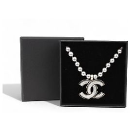 CC Perlen Metall Email Grau Halskette Chanel Grau