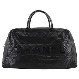 Borsa Boston Matelassé Chanel in pelle nera Nero