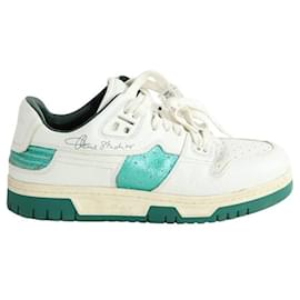 Acne Baskets en cuir blanches Blanc
