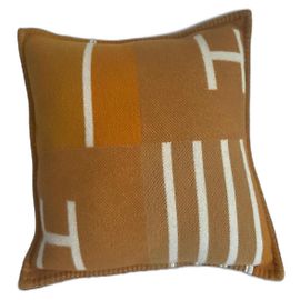 Almofada Hermès Avalon Vibration Lã Mel 50x50cm Outro