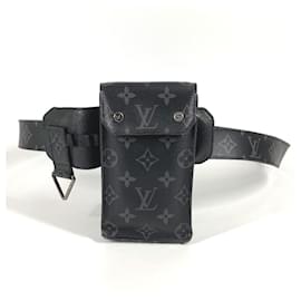 Bolsa Sling Monogram Eclipse da Louis Vuitton Monograma